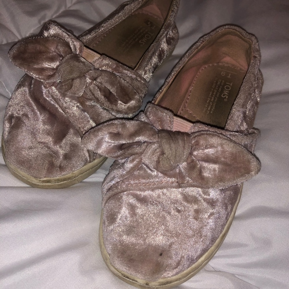 Toms velvet shoes